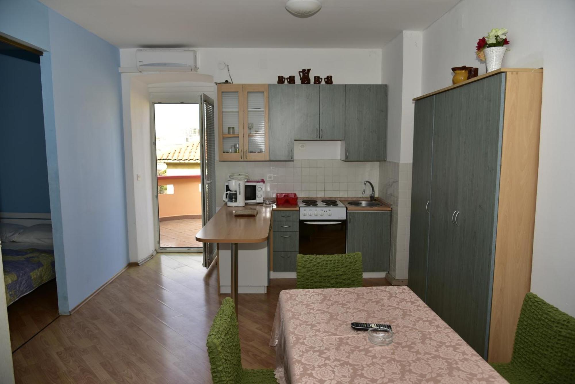 Apartments Ivka Malinska Exterior foto